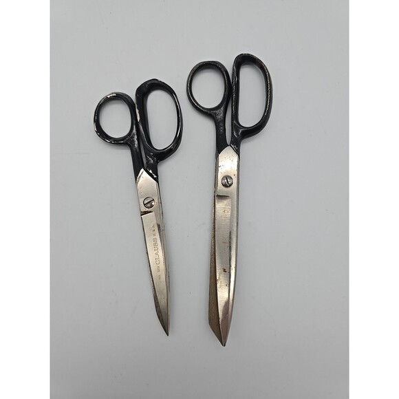 Vintage Black Metal Handle Scissors 6" Claus & 7" Unbranded Cuts Nicely - Picture 1 of 6
